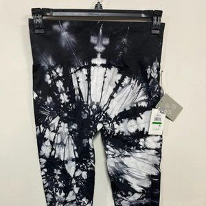 BNWT DKNY Sport Tight Large Black